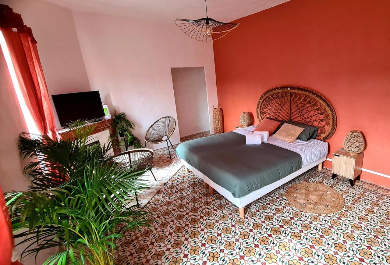 Lou Mouli Di Baou Bed & Breakfast ลาโบม ภายนอก รูปภาพ