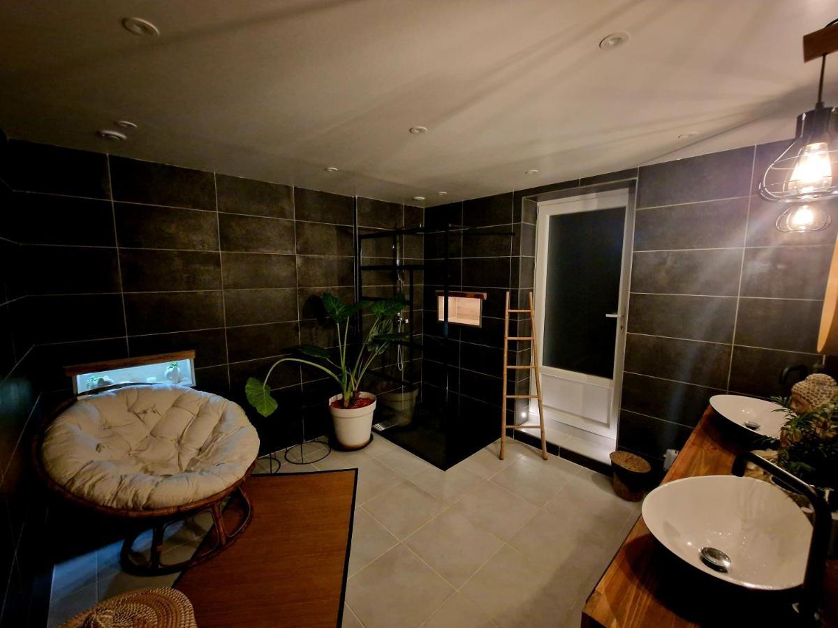 Lou Mouli Di Baou Bed & Breakfast ลาโบม ภายนอก รูปภาพ